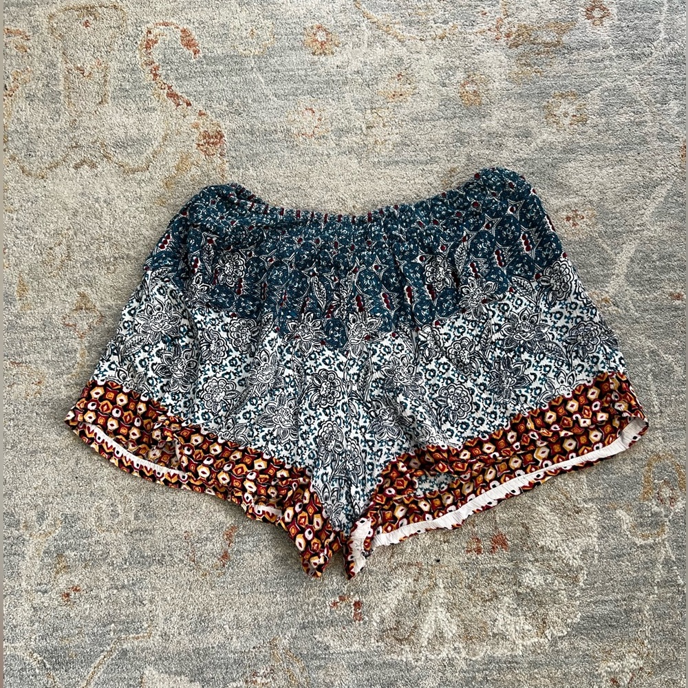 Angie High Waist Patterned Shorts
